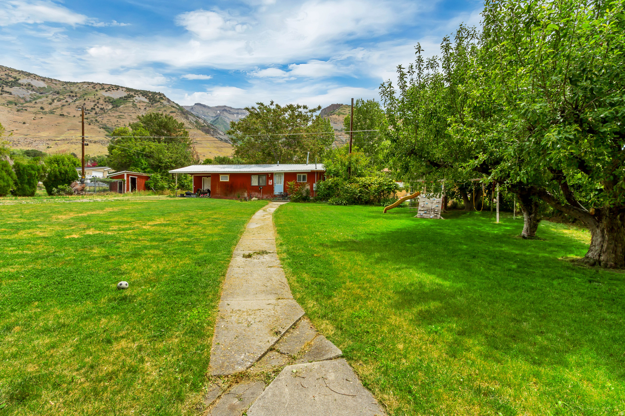 main property photo 19