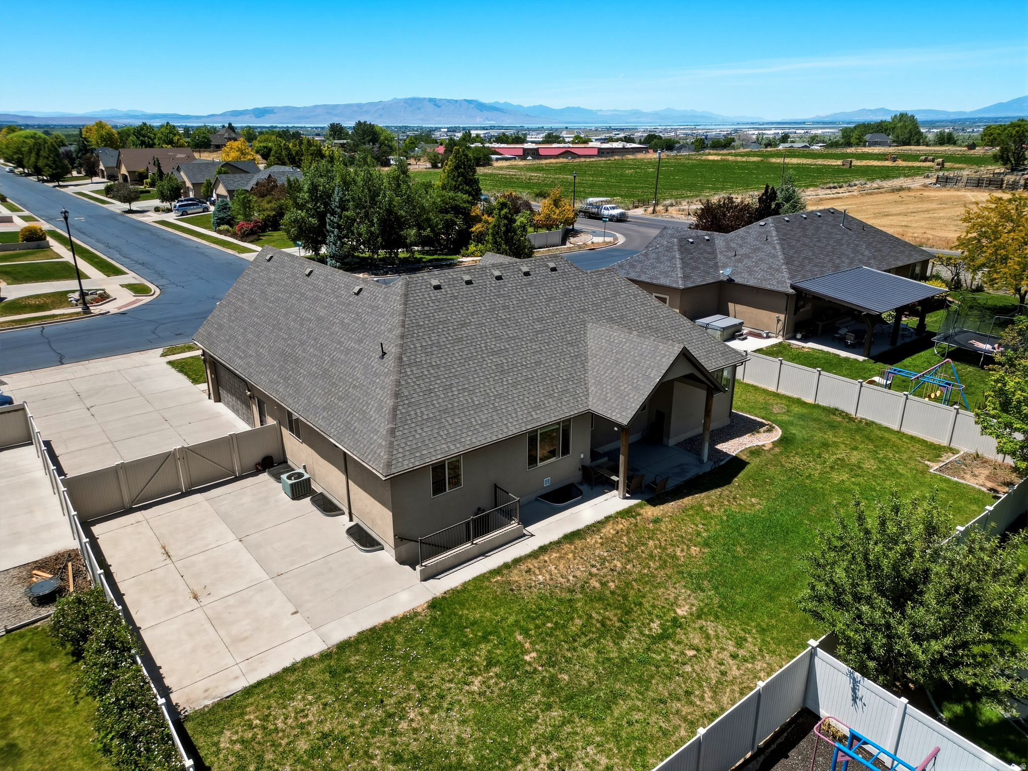 main property photo 52
