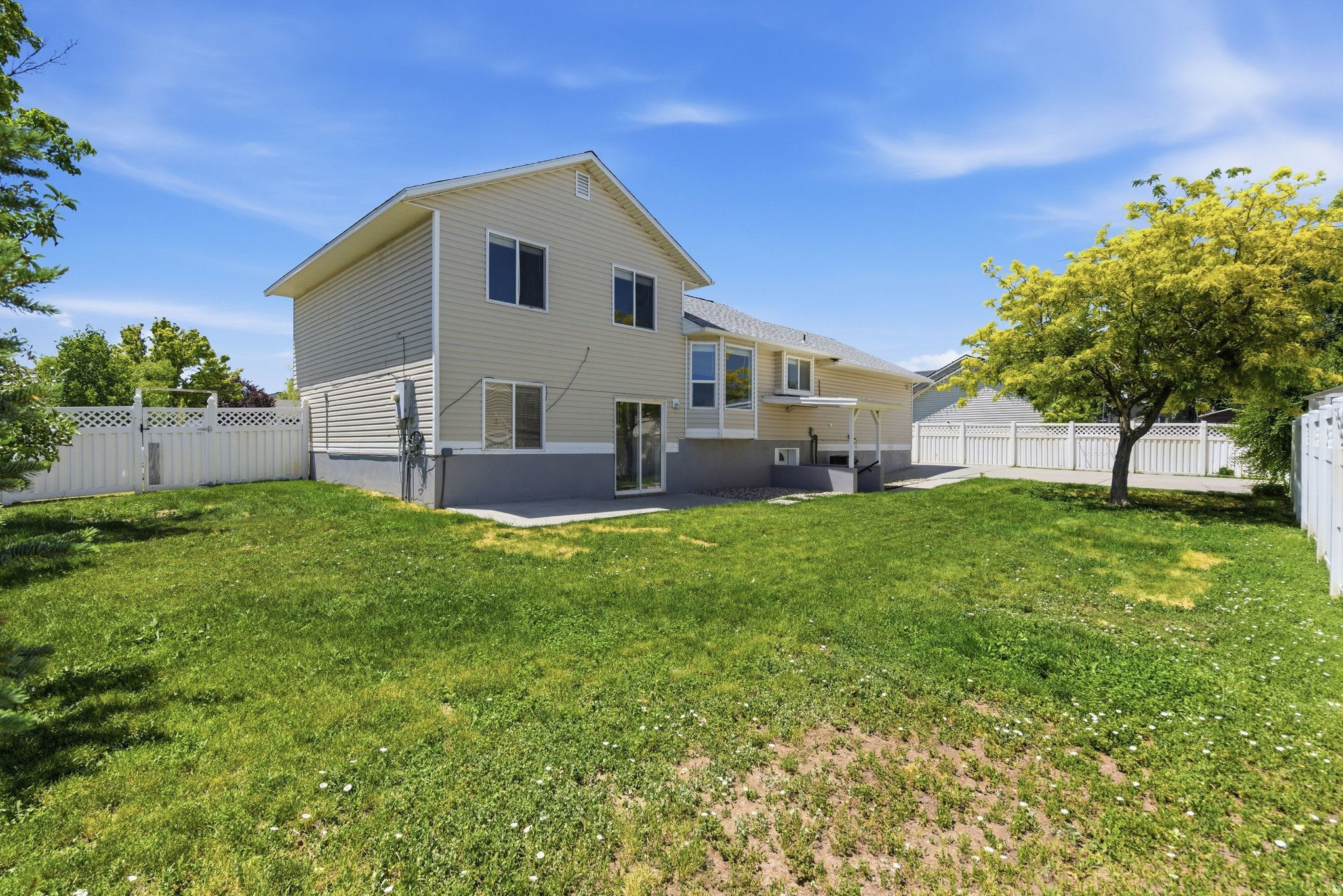 main property photo 50