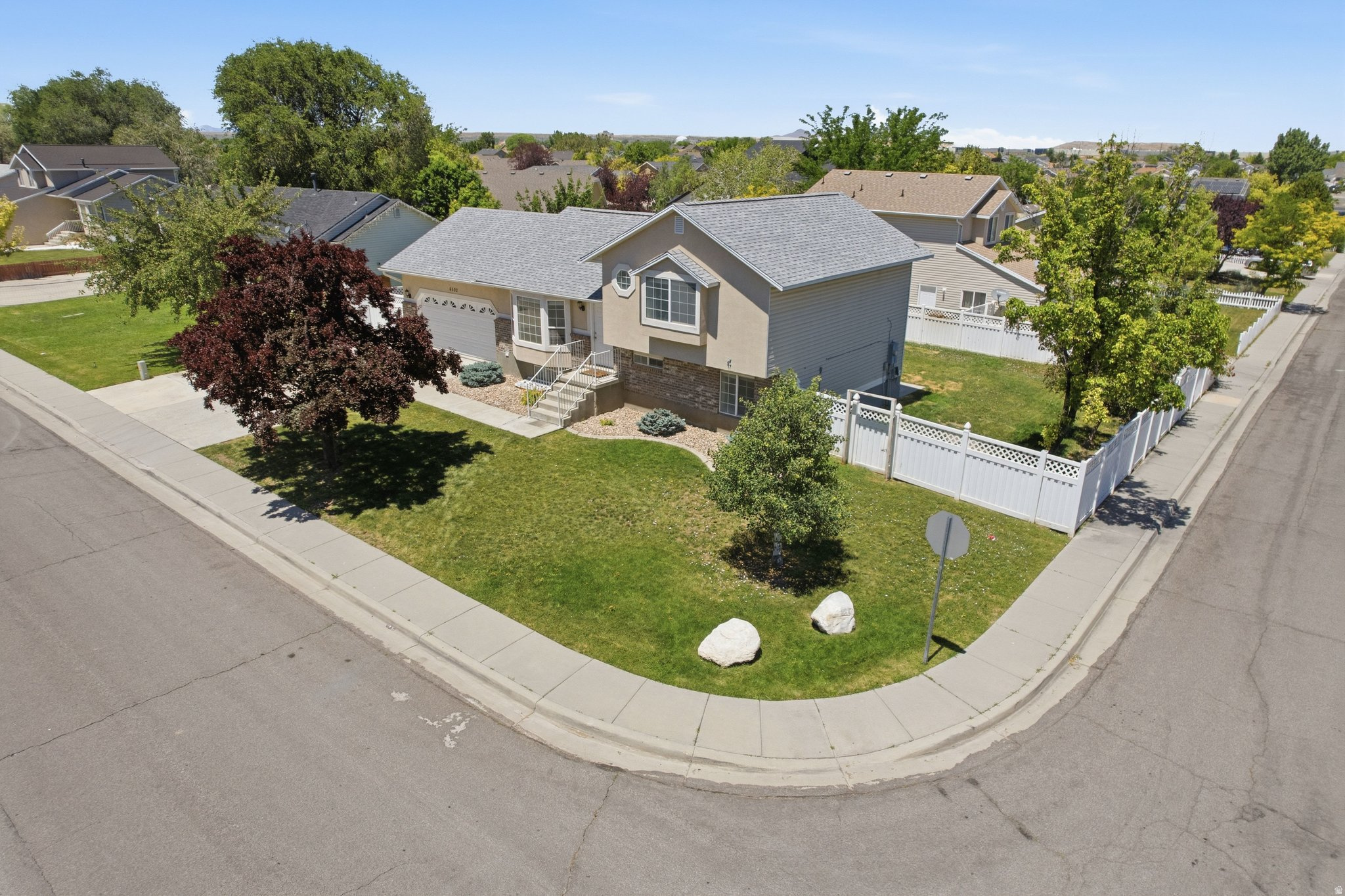 main property photo 57