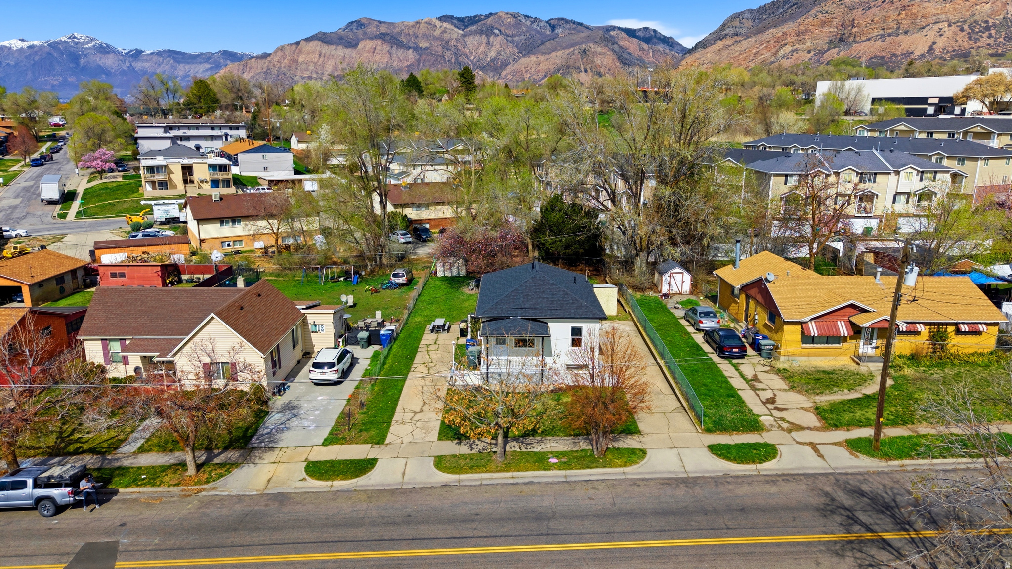 main property photo 20