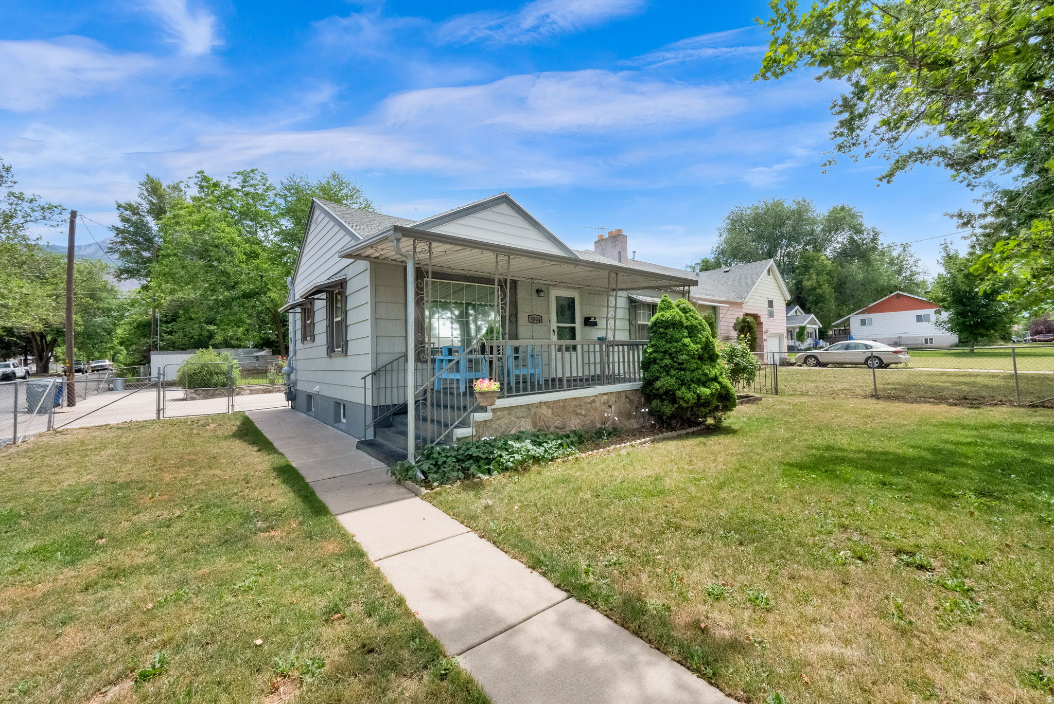 main property photo 2