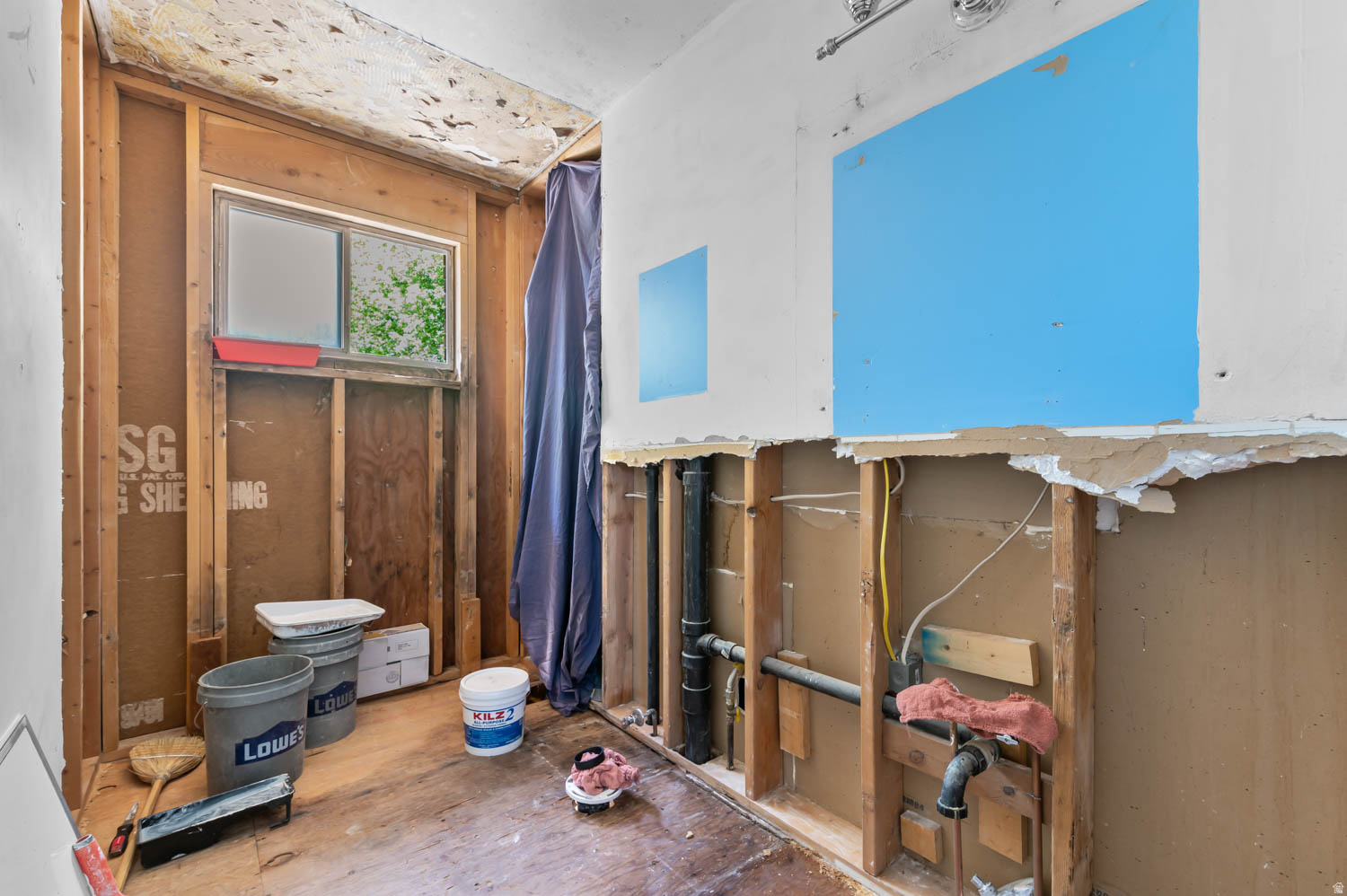 main property photo 16