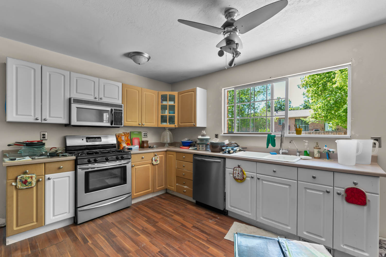main property photo 18