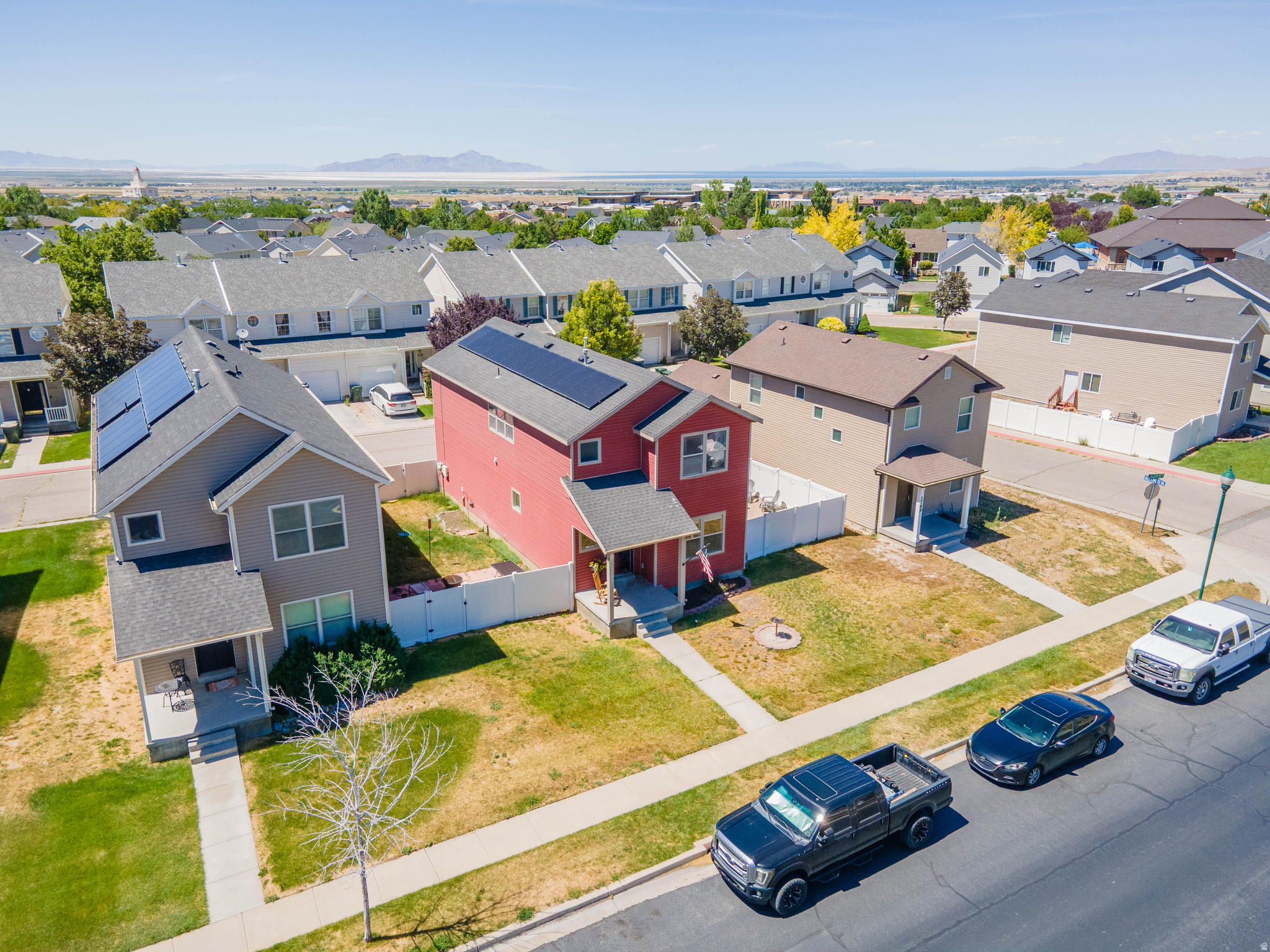 main property photo 24