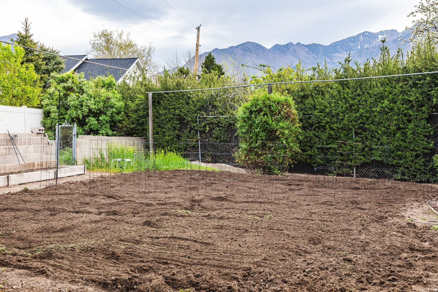 main property photo 78
