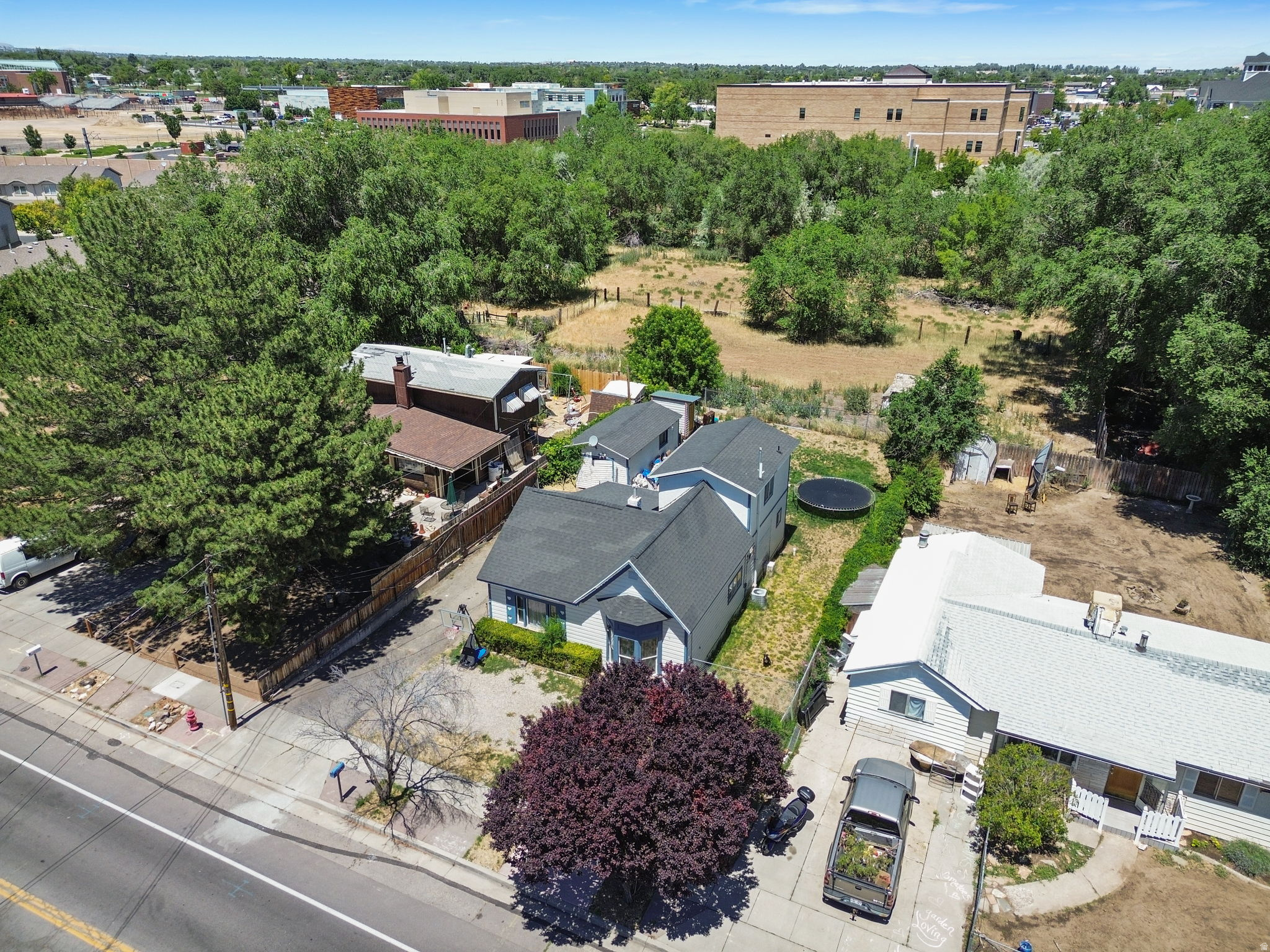 main property photo 5
