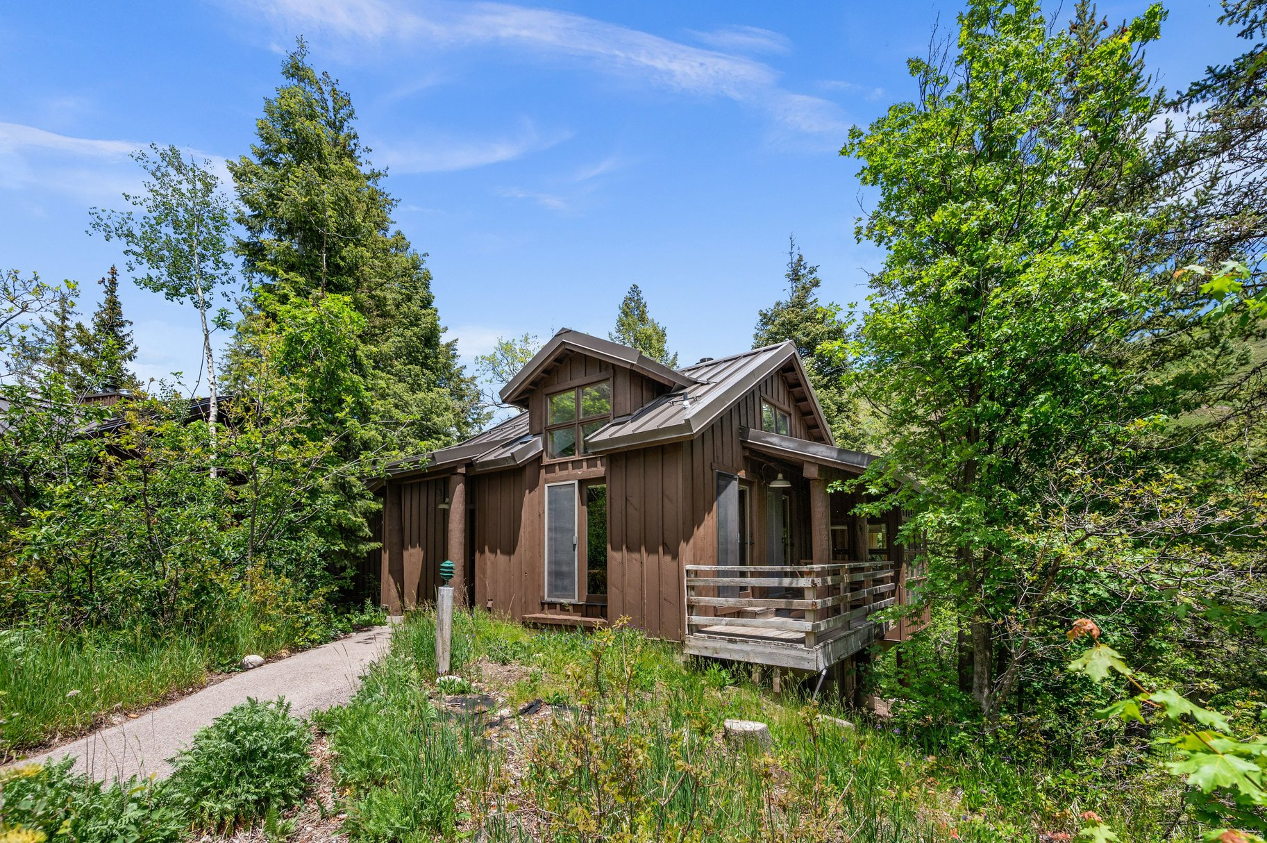 main property photo 41