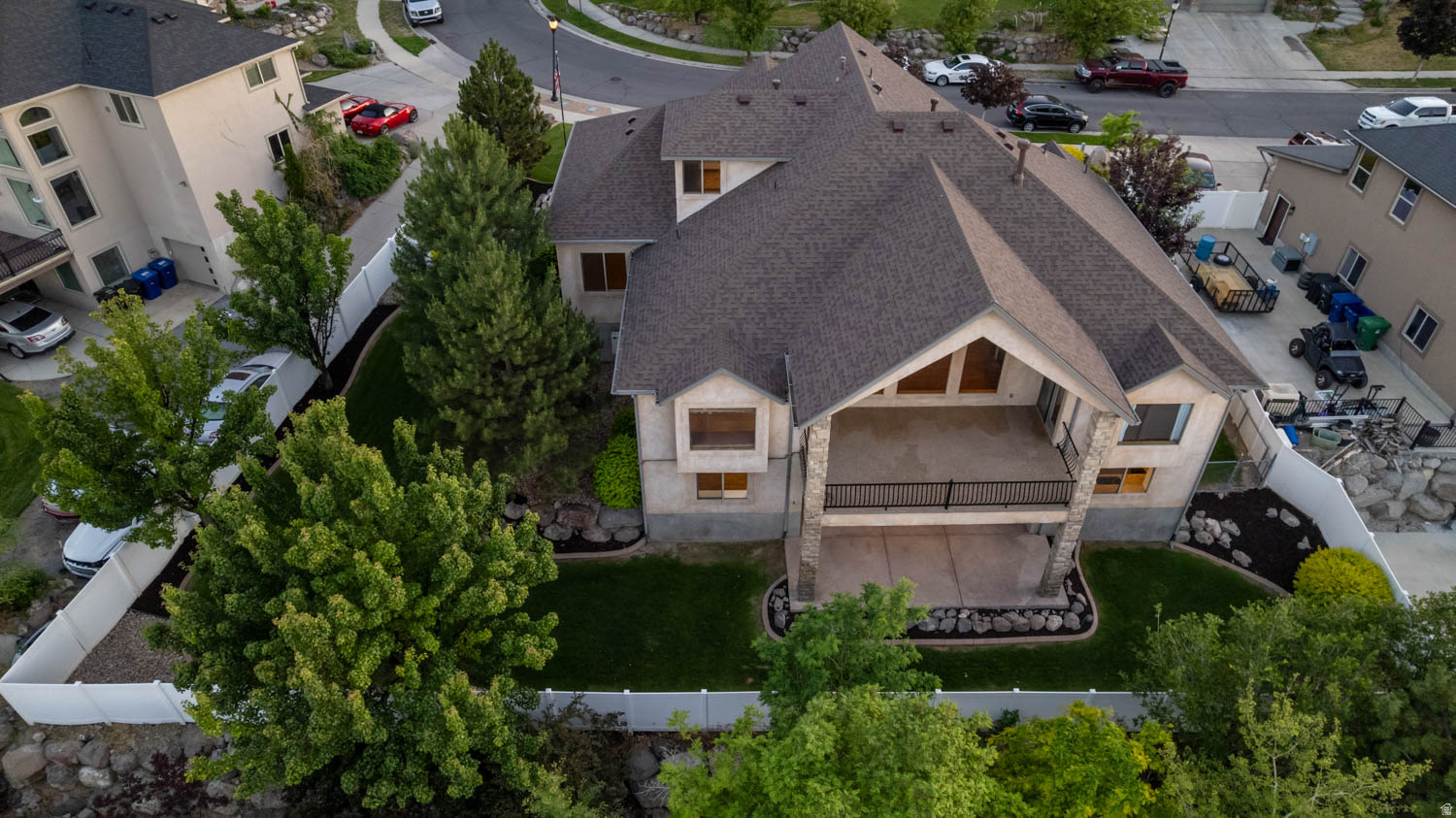 main property photo 59