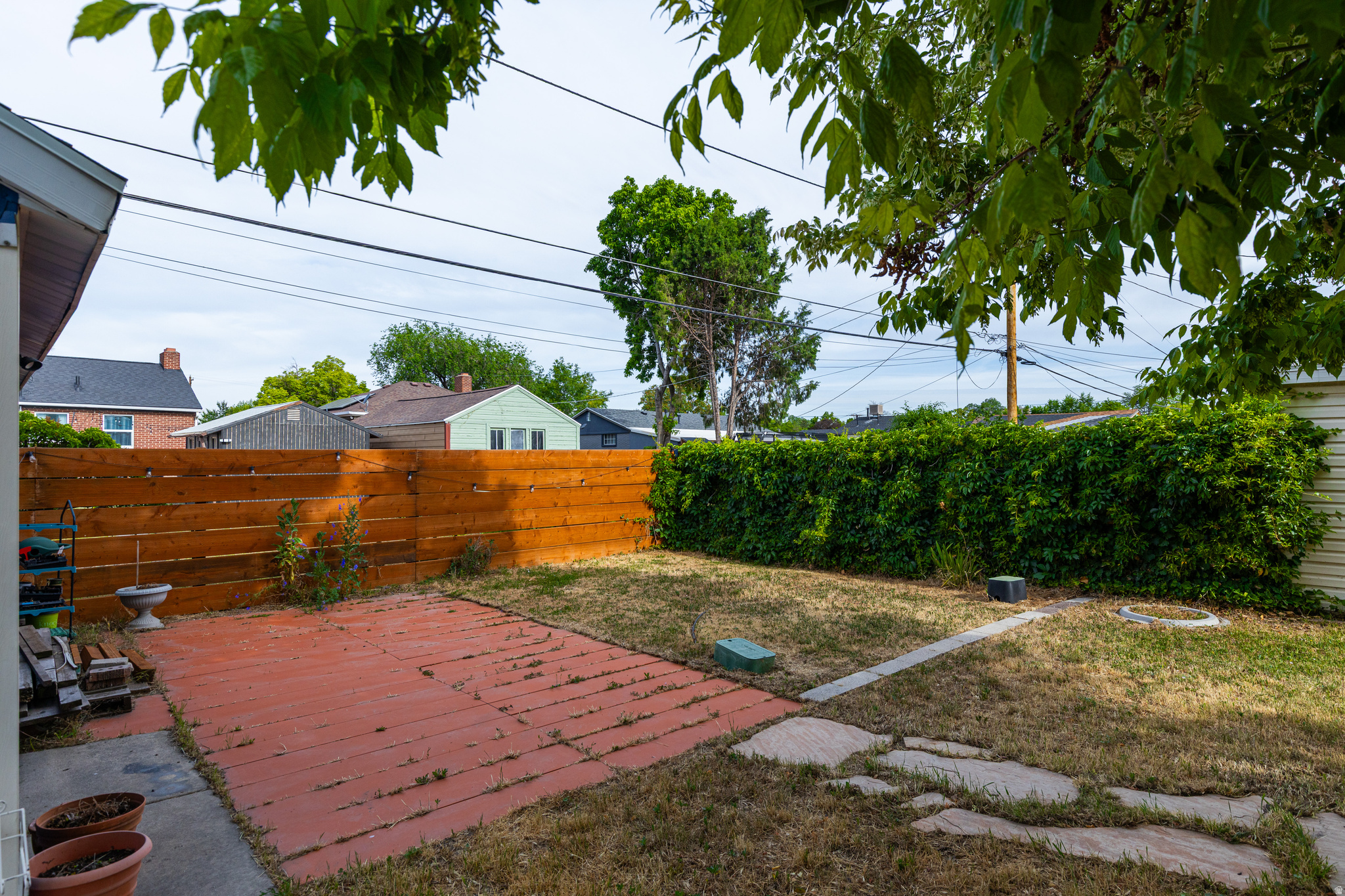 main property photo 40