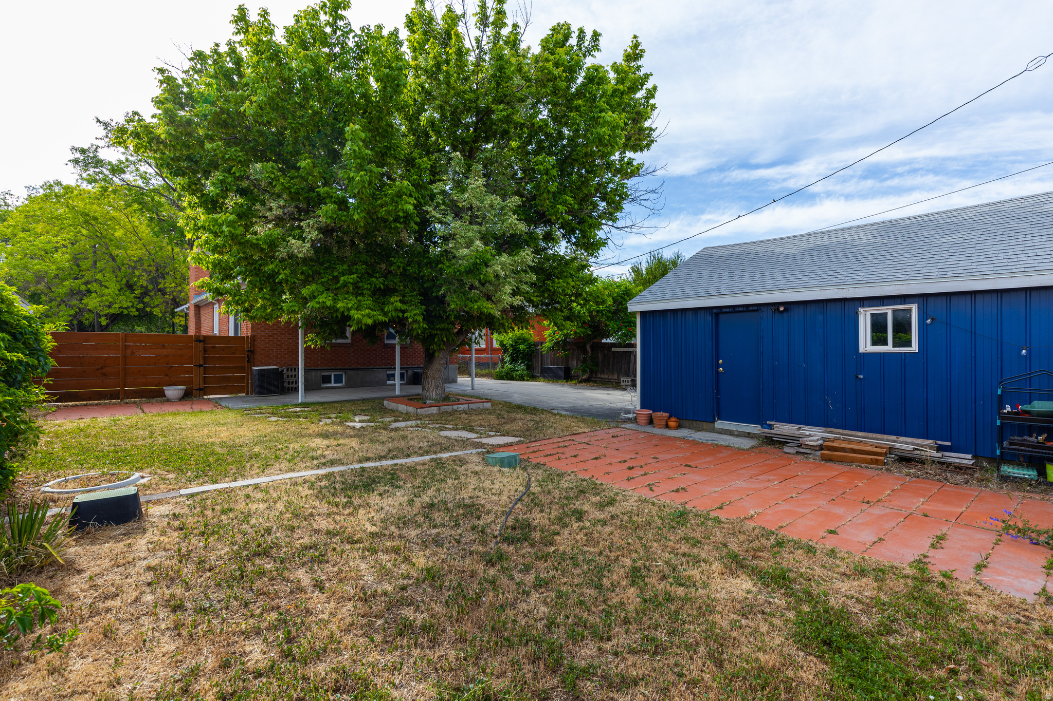 main property photo 41