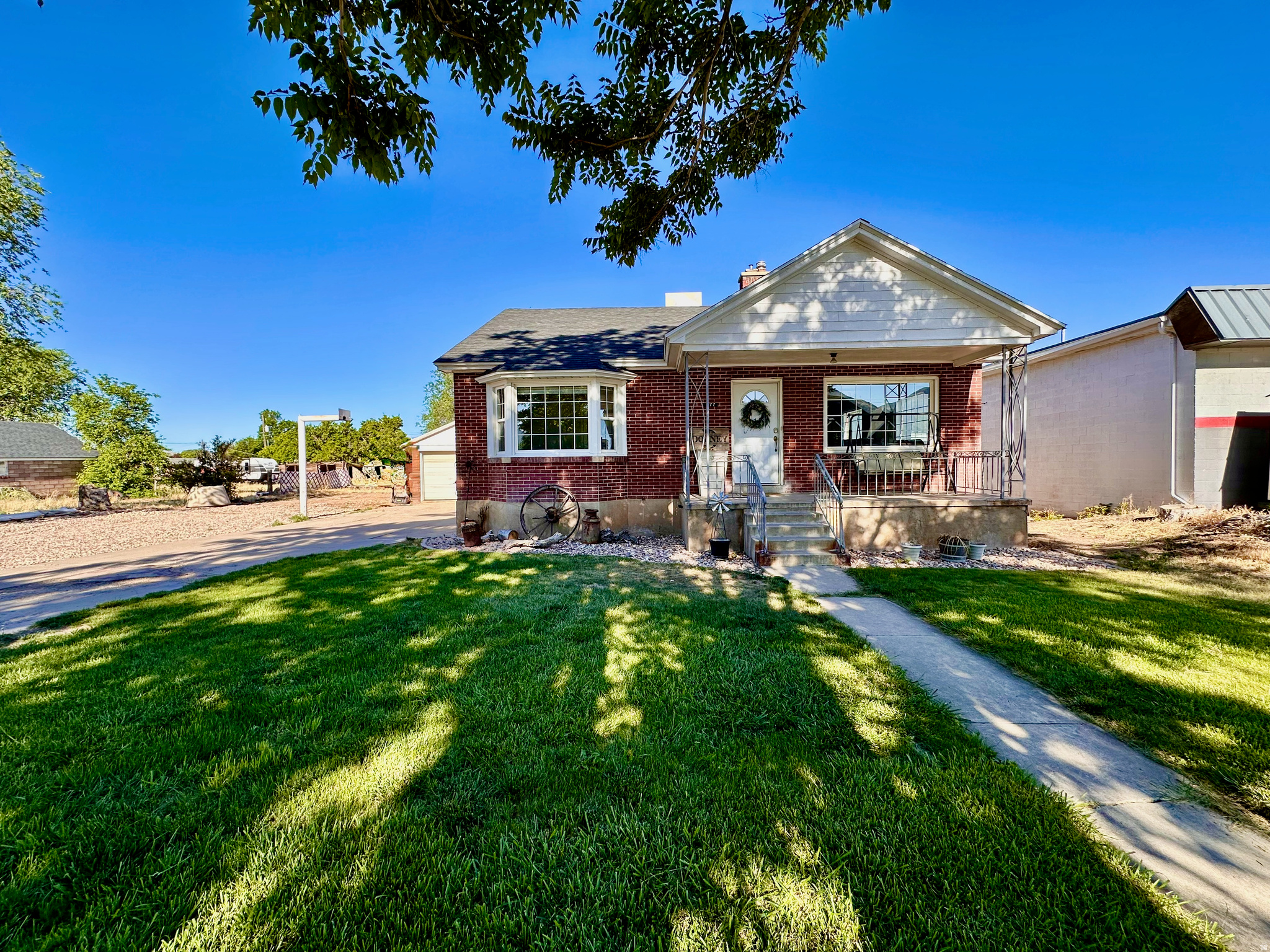 main property photo 15