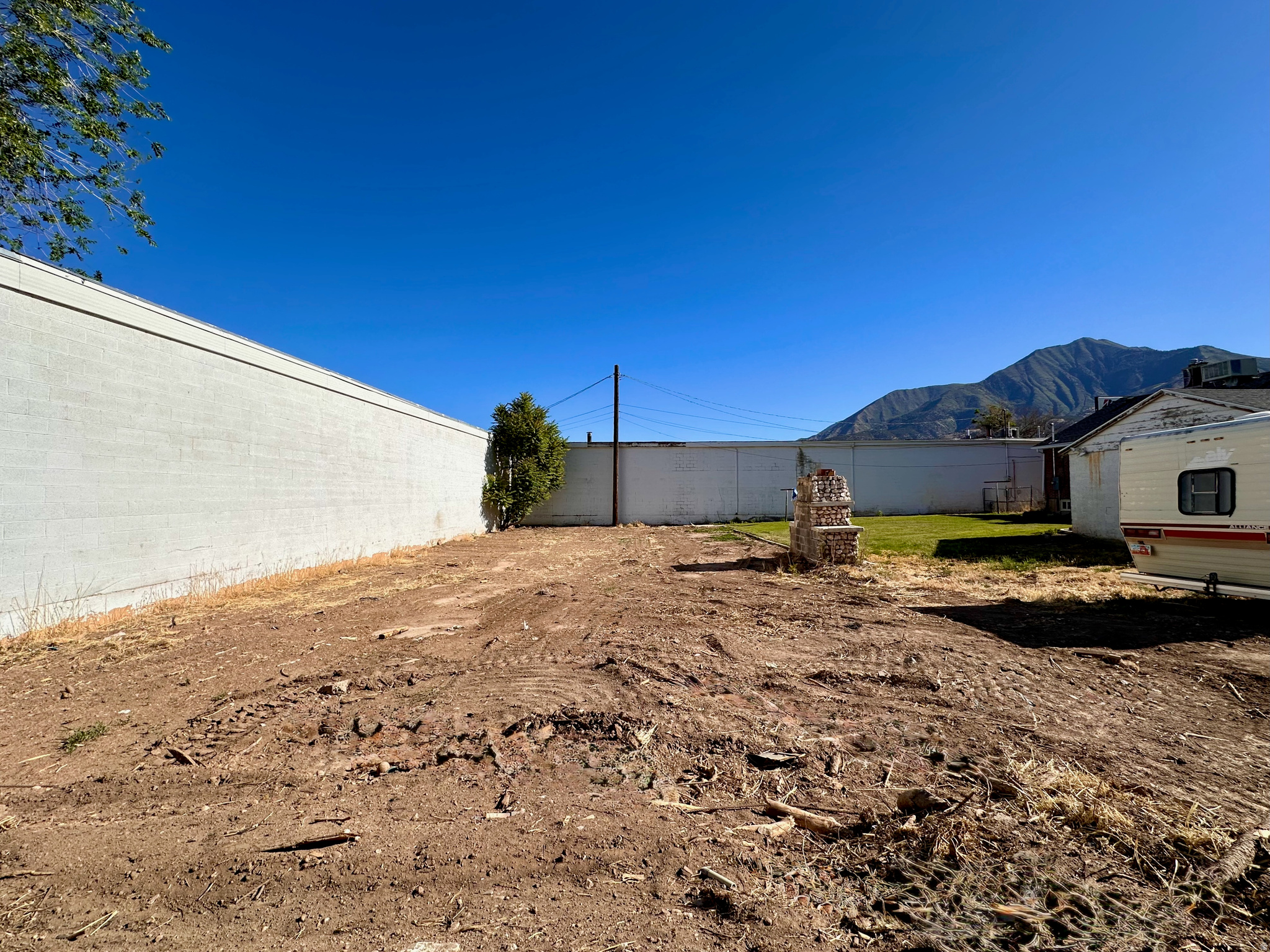 main property photo 18