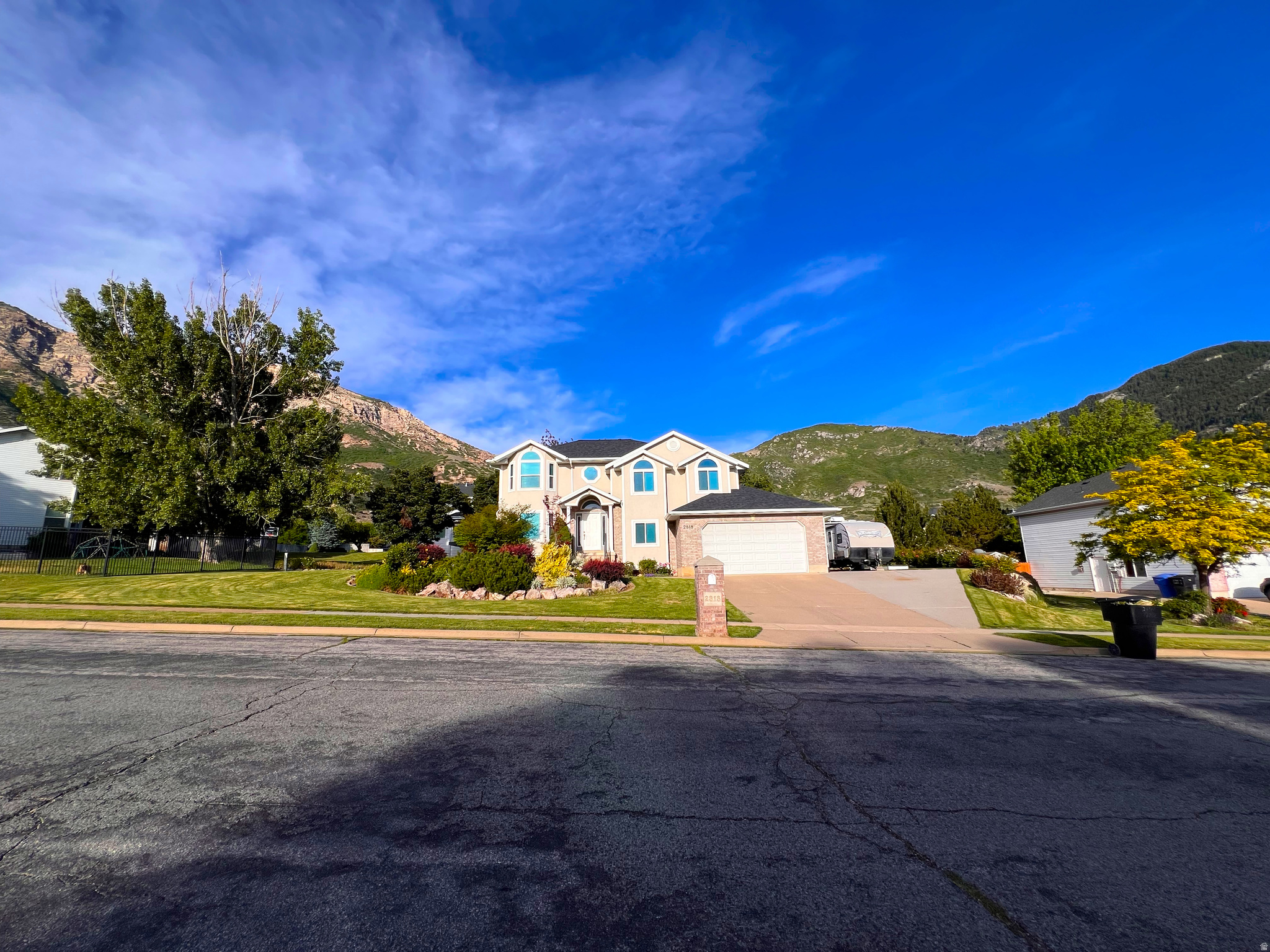 main property photo 25