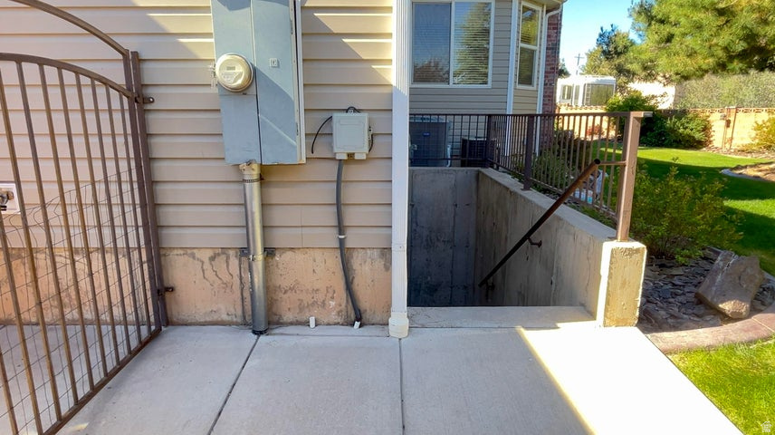 main property photo 59