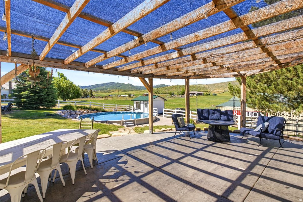 main property photo 34