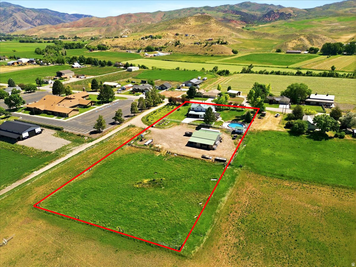 main property photo 48
