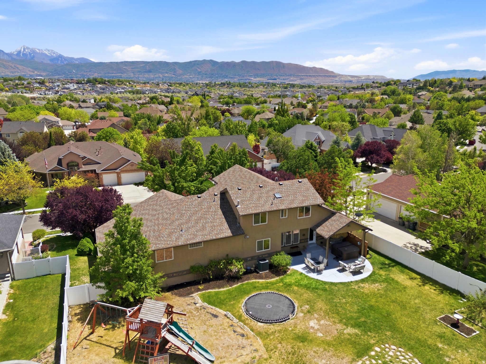 main property photo 59