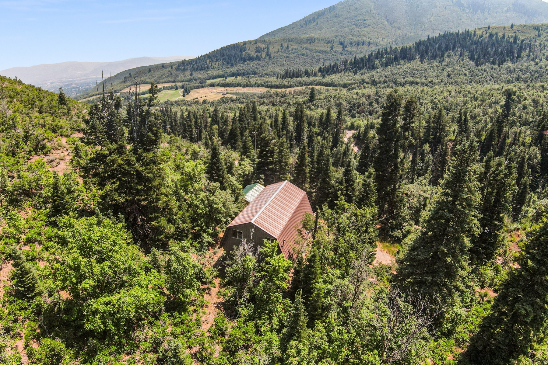 main property photo 28