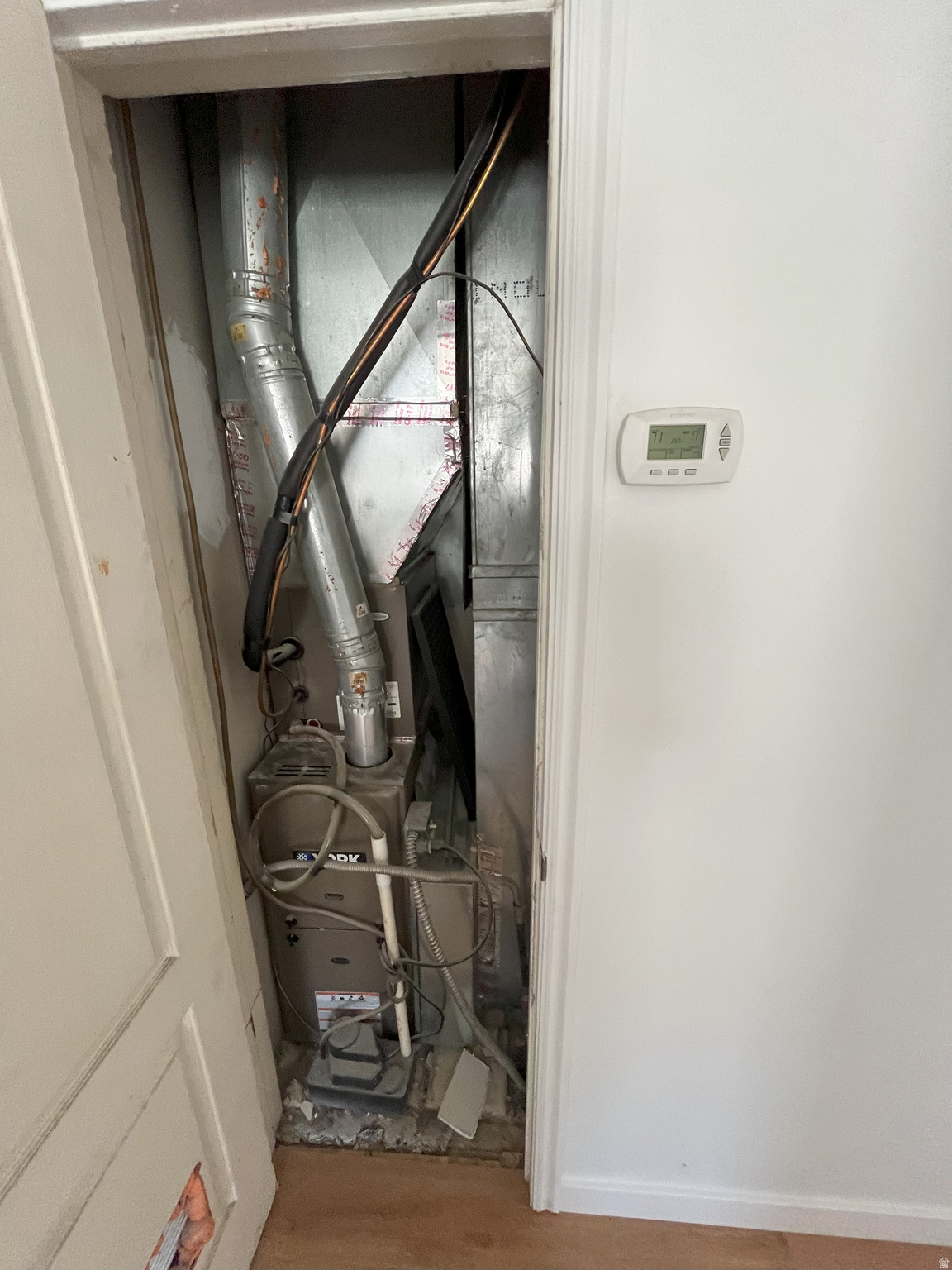 main property photo 14