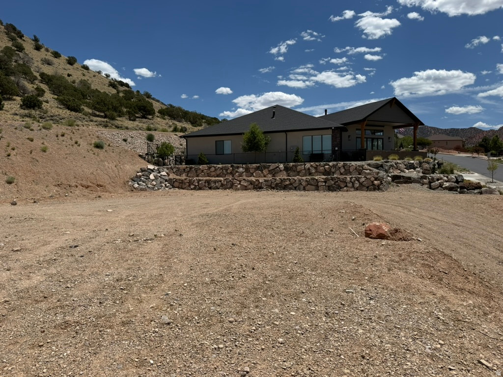 main property photo 16