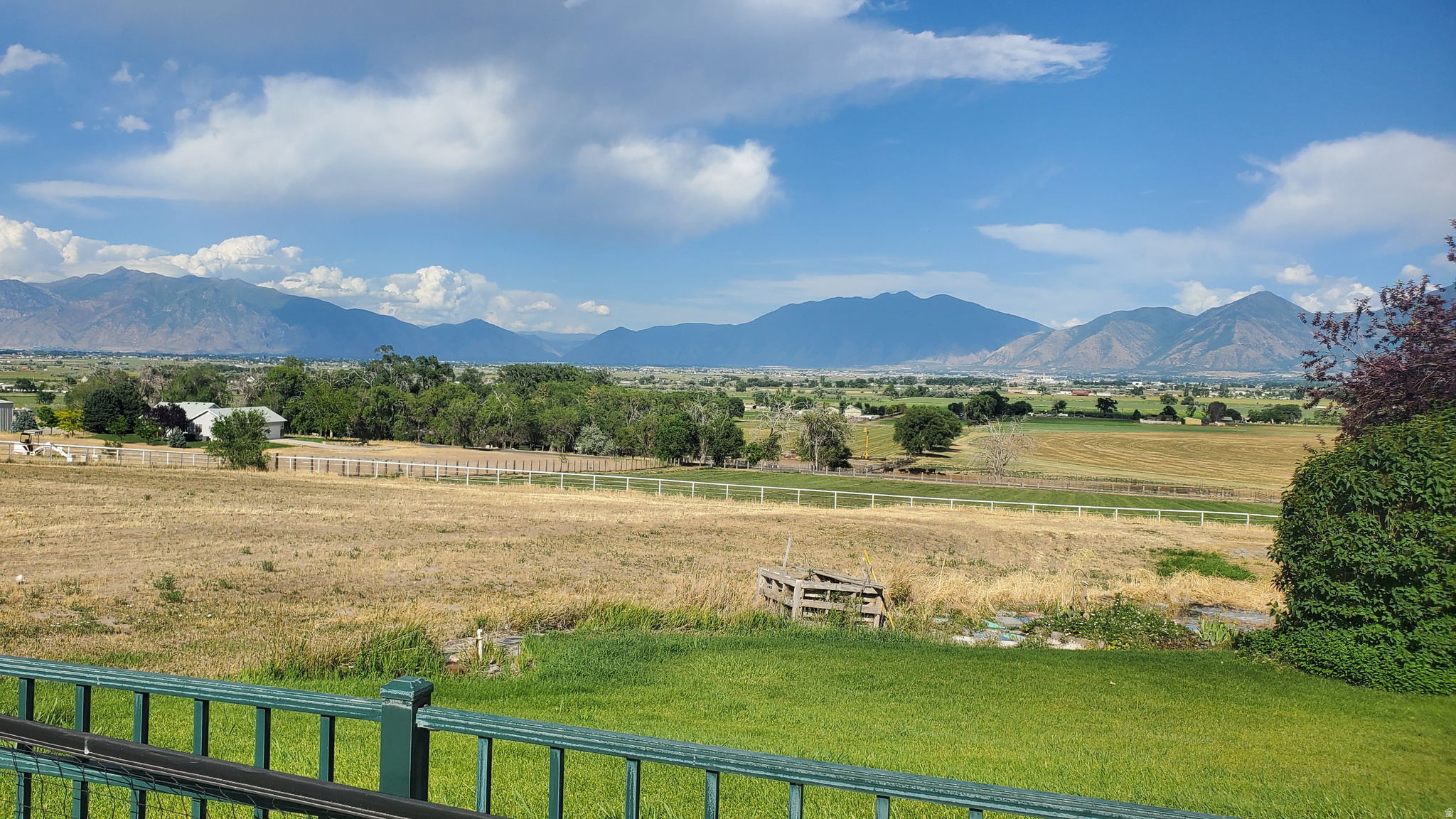 main property photo 12