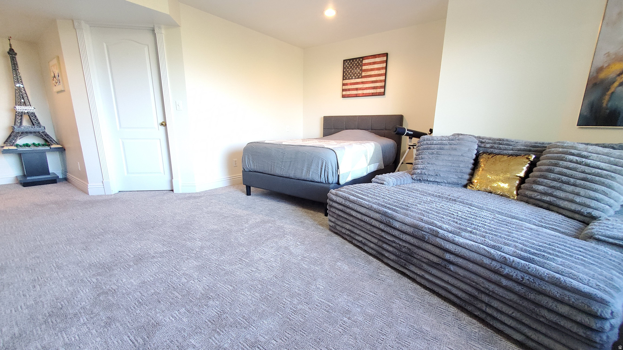 main property photo 74