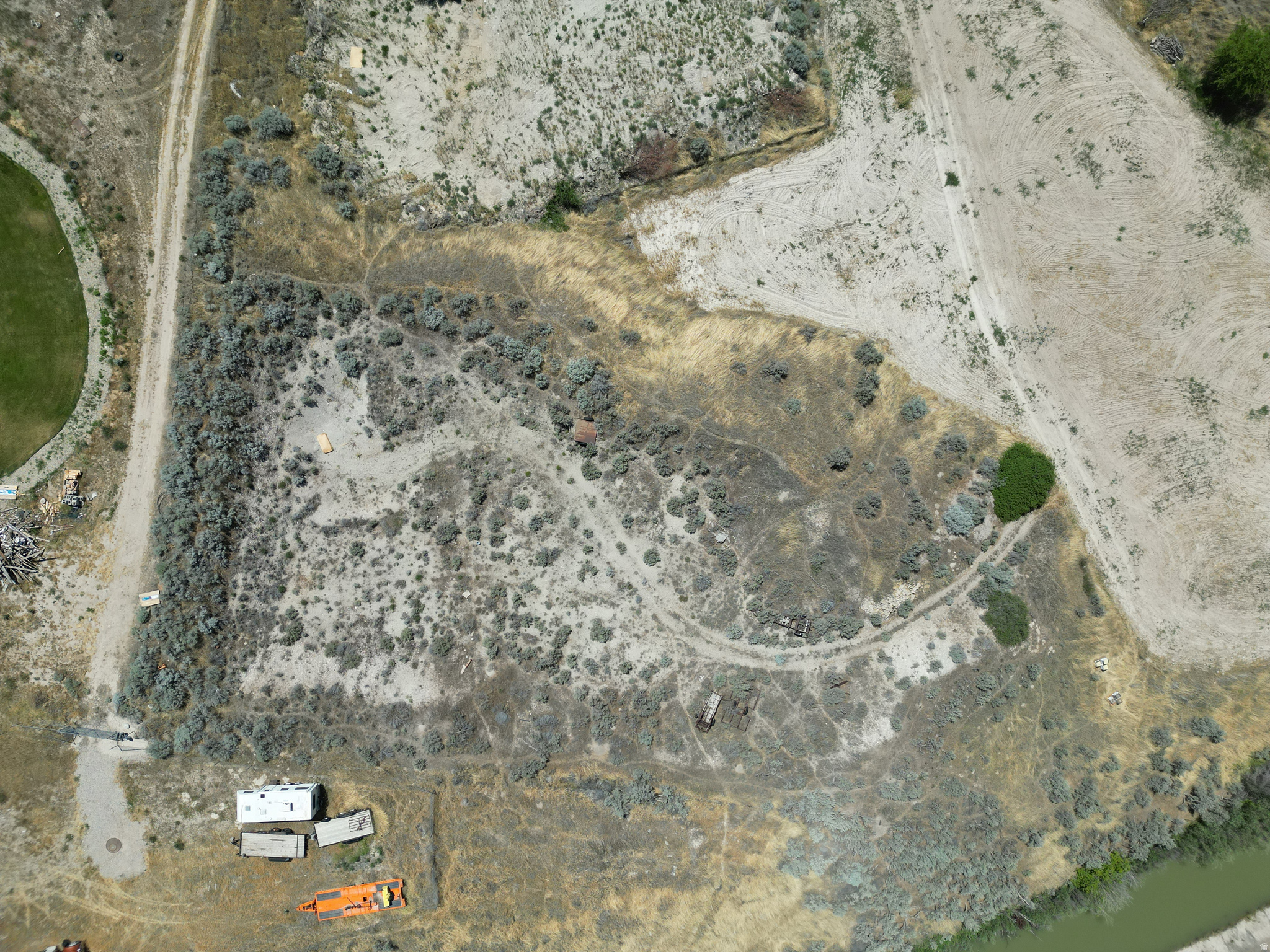 main property photo 16