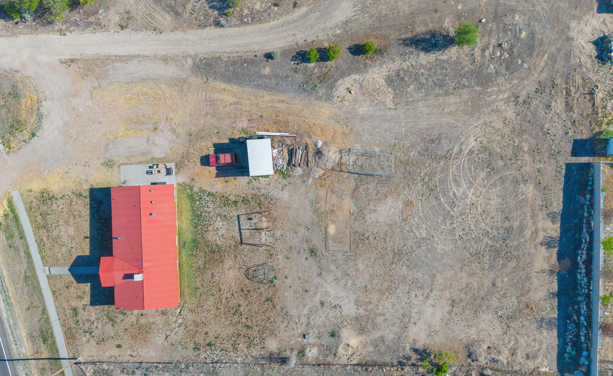 main property photo 35