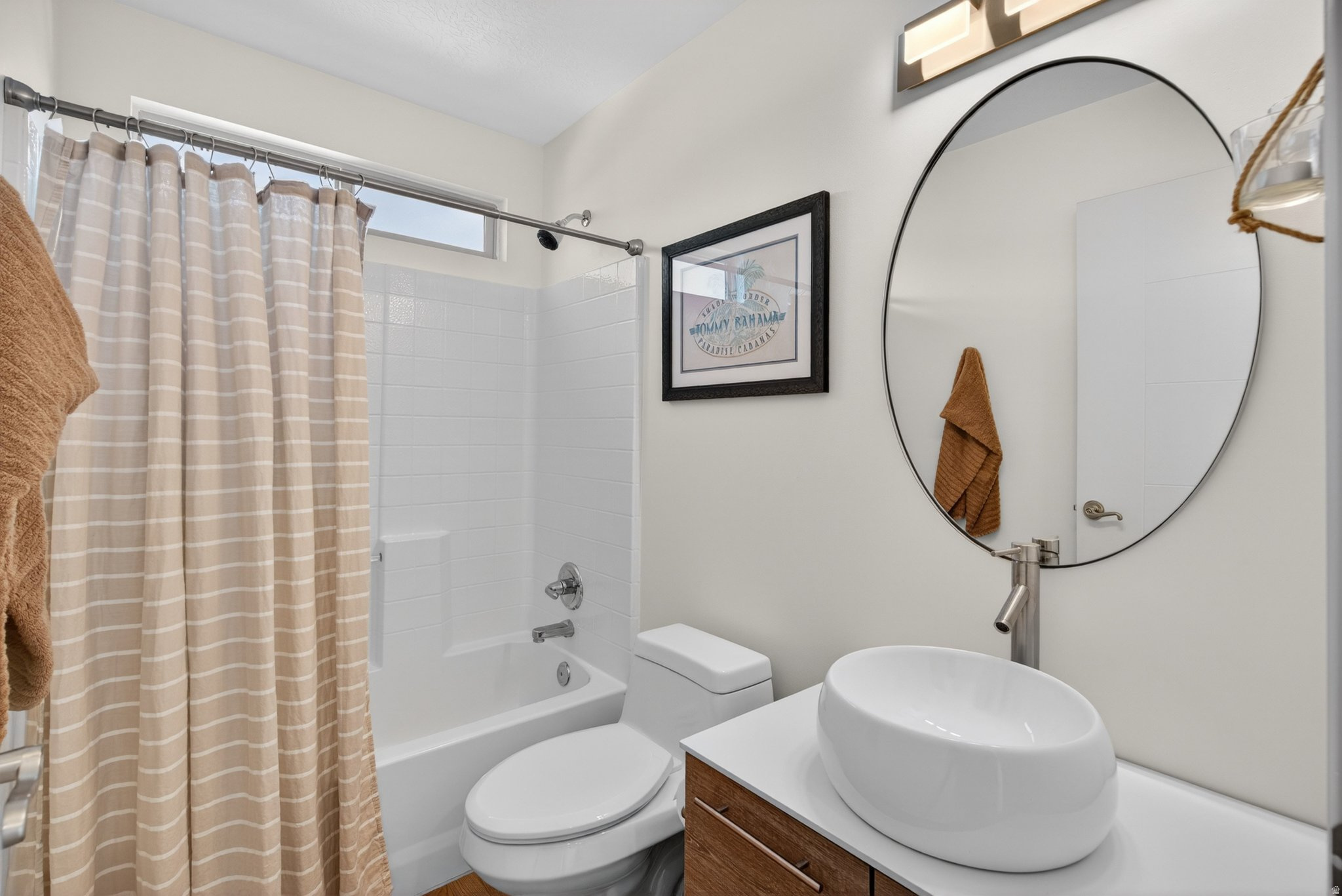 main property photo 59
