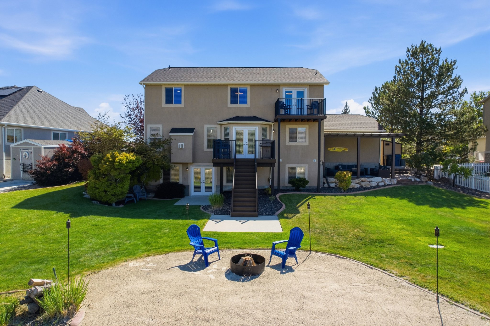 main property photo 90