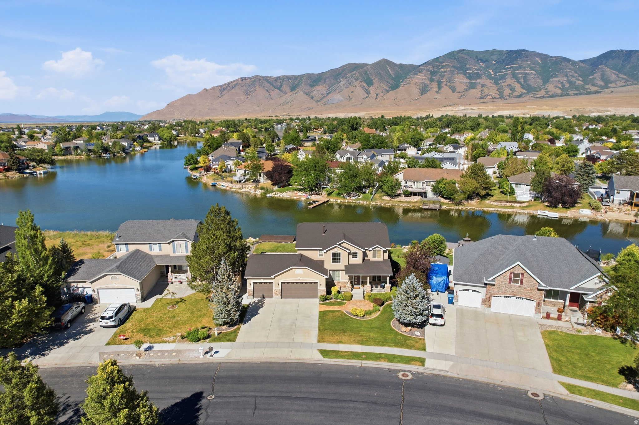 main property photo 95