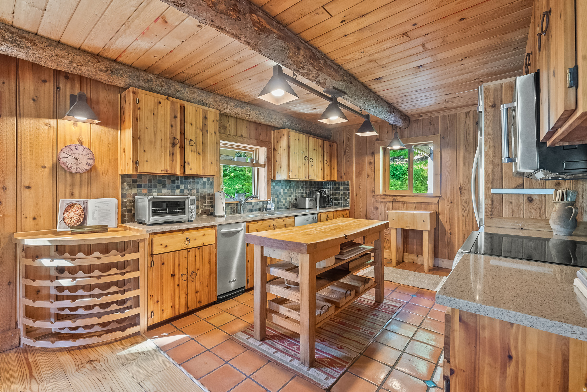 main property photo 19