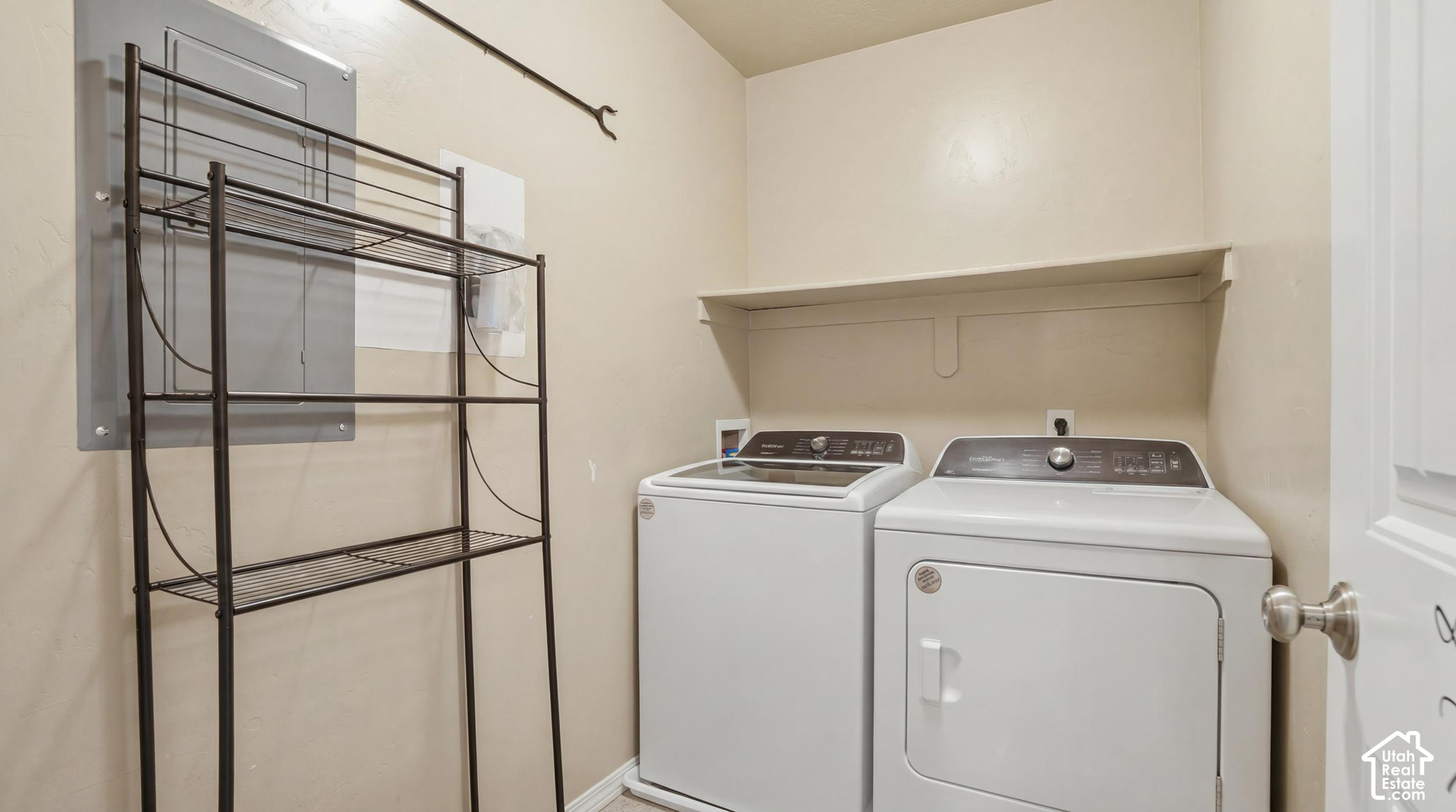 main property photo 13