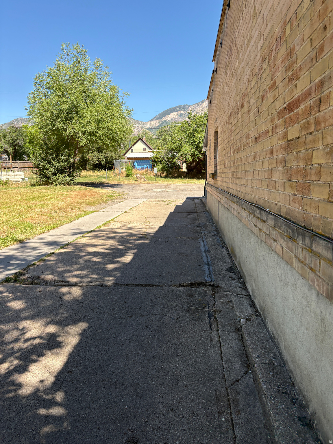 main property photo 70