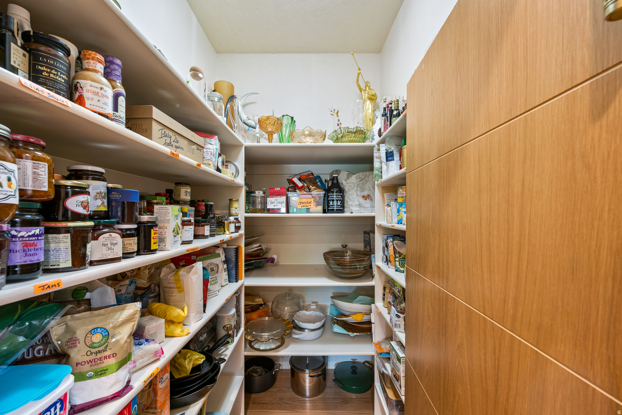 main property photo 17