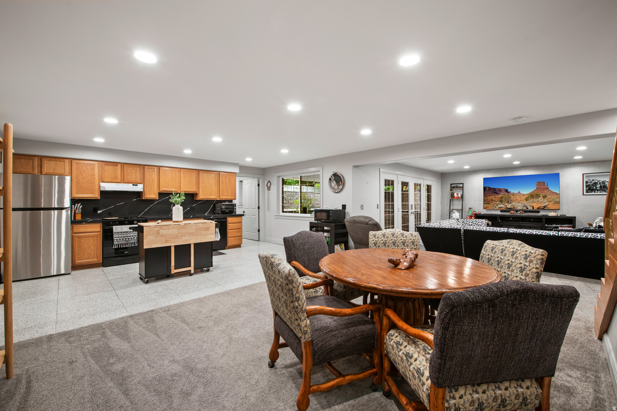 main property photo 51