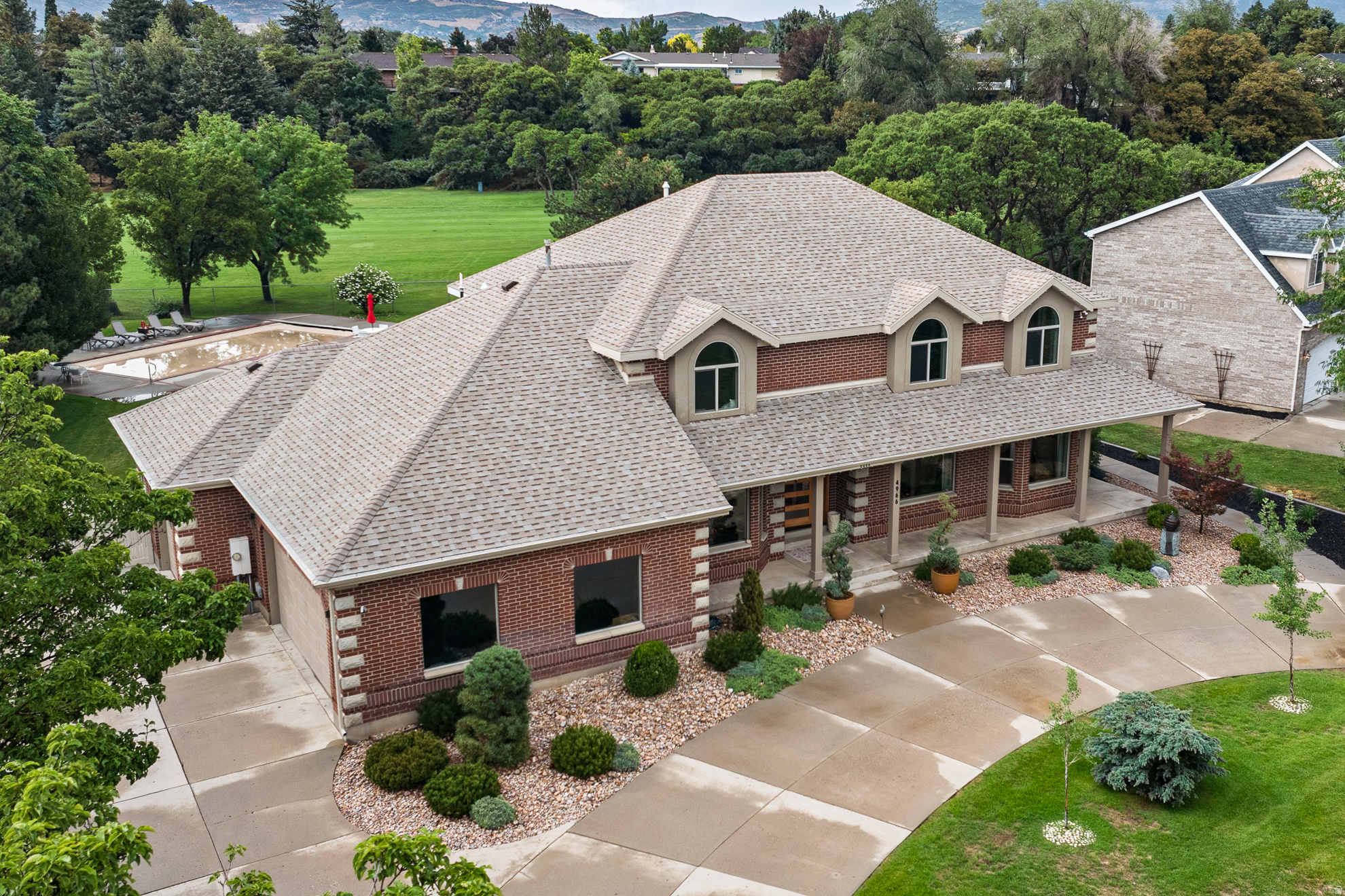 main property photo 75