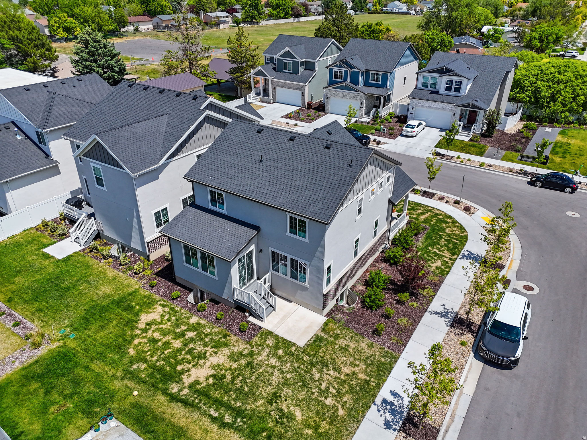 main property photo 42