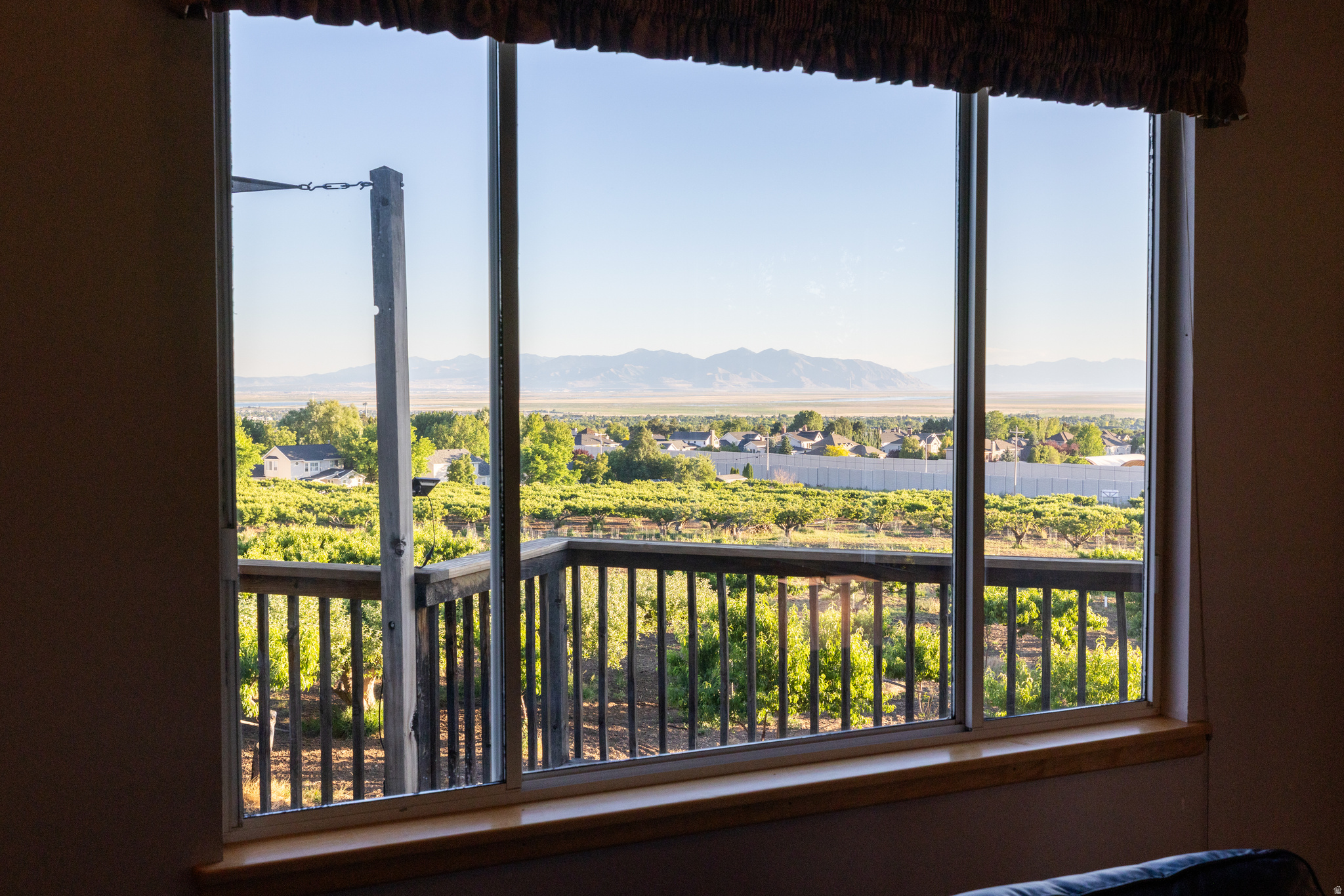 main property photo 31