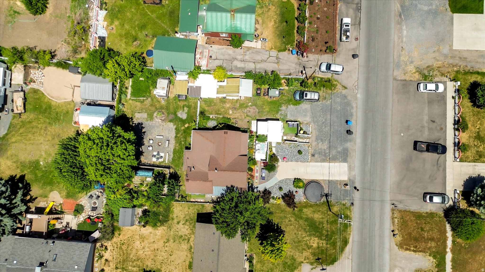 main property photo 43