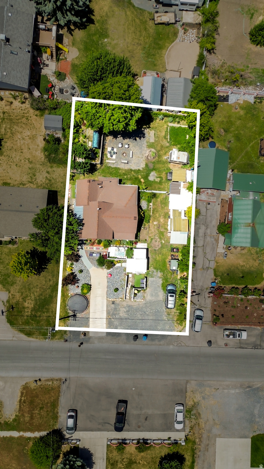 main property photo 44