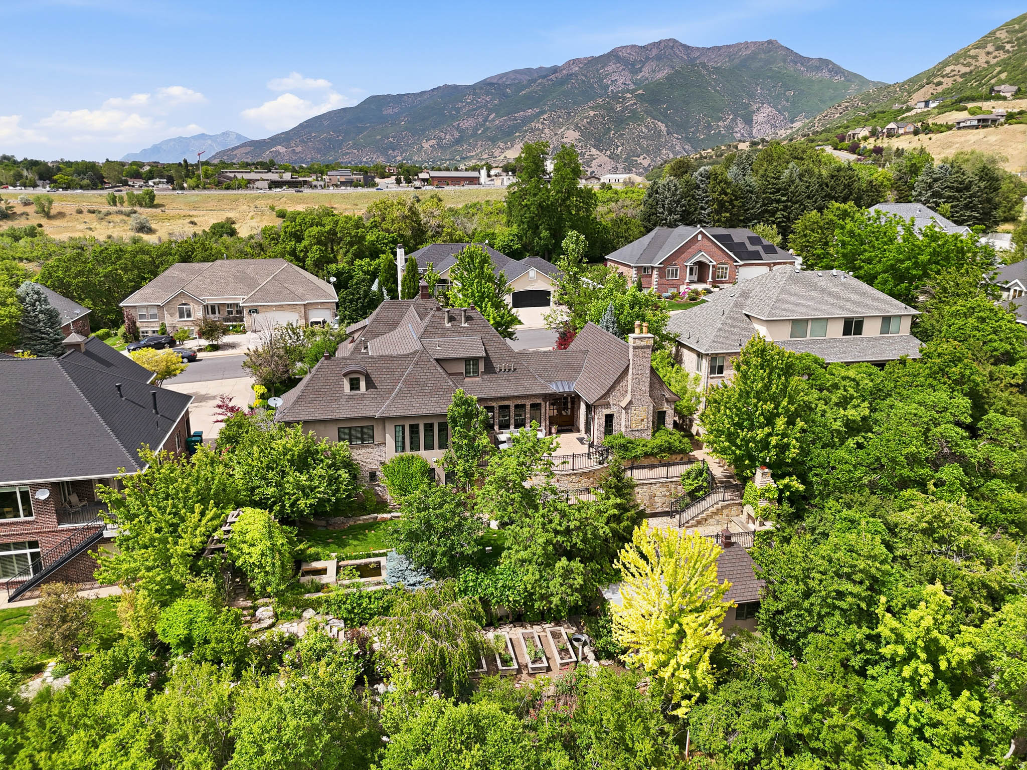 main property photo 49