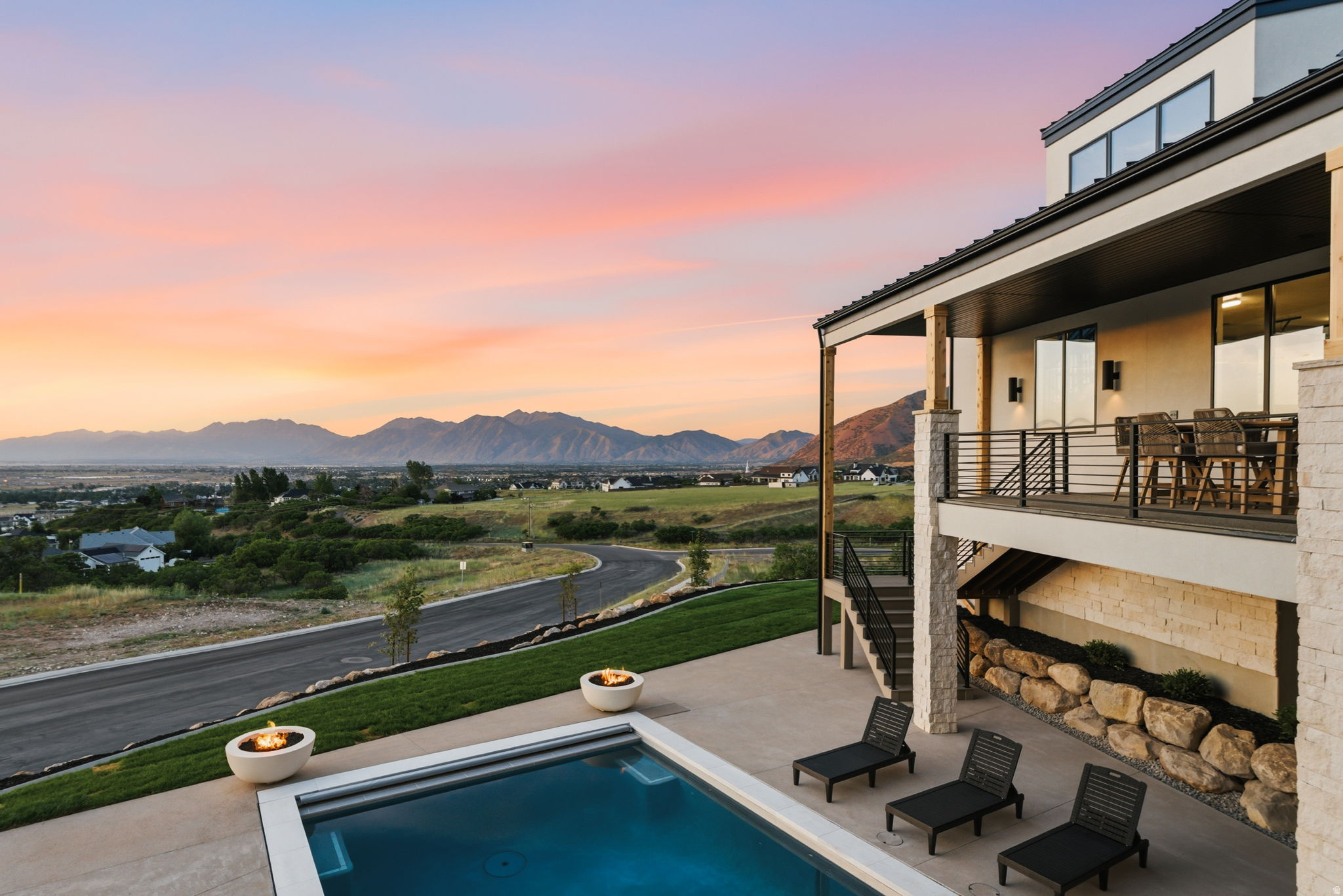 main property photo 86