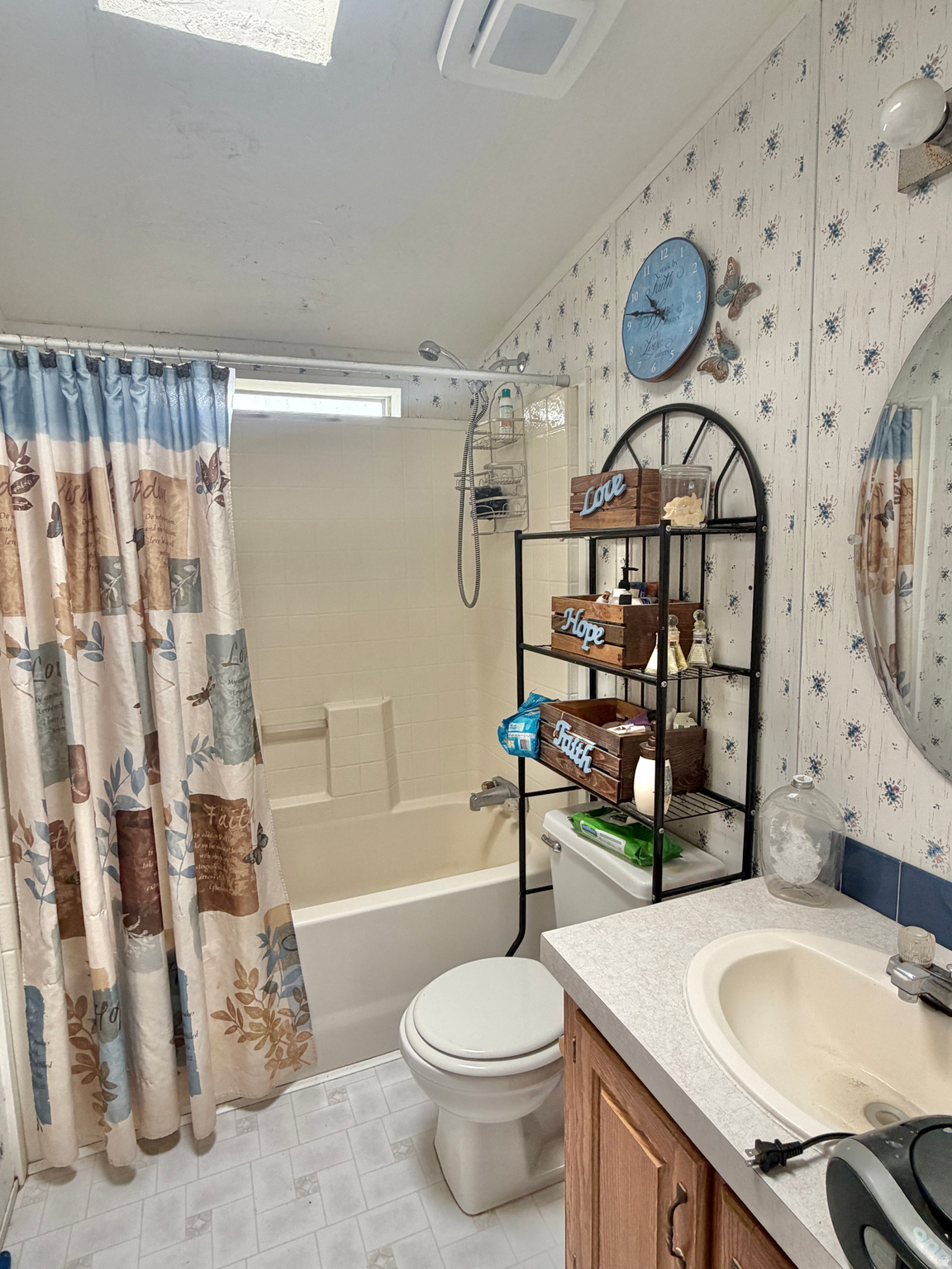 main property photo 25