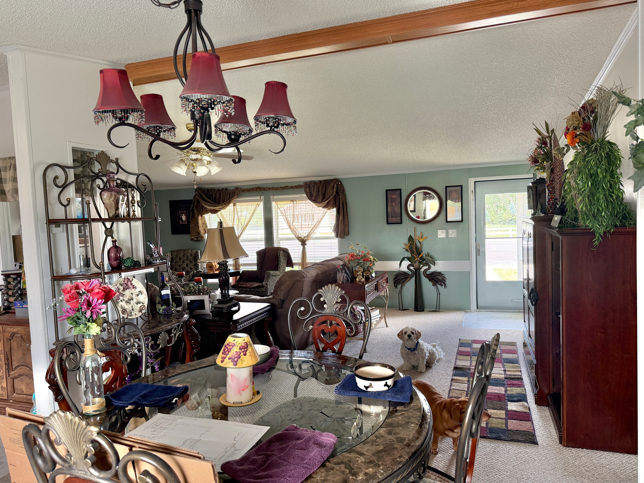 main property photo 9
