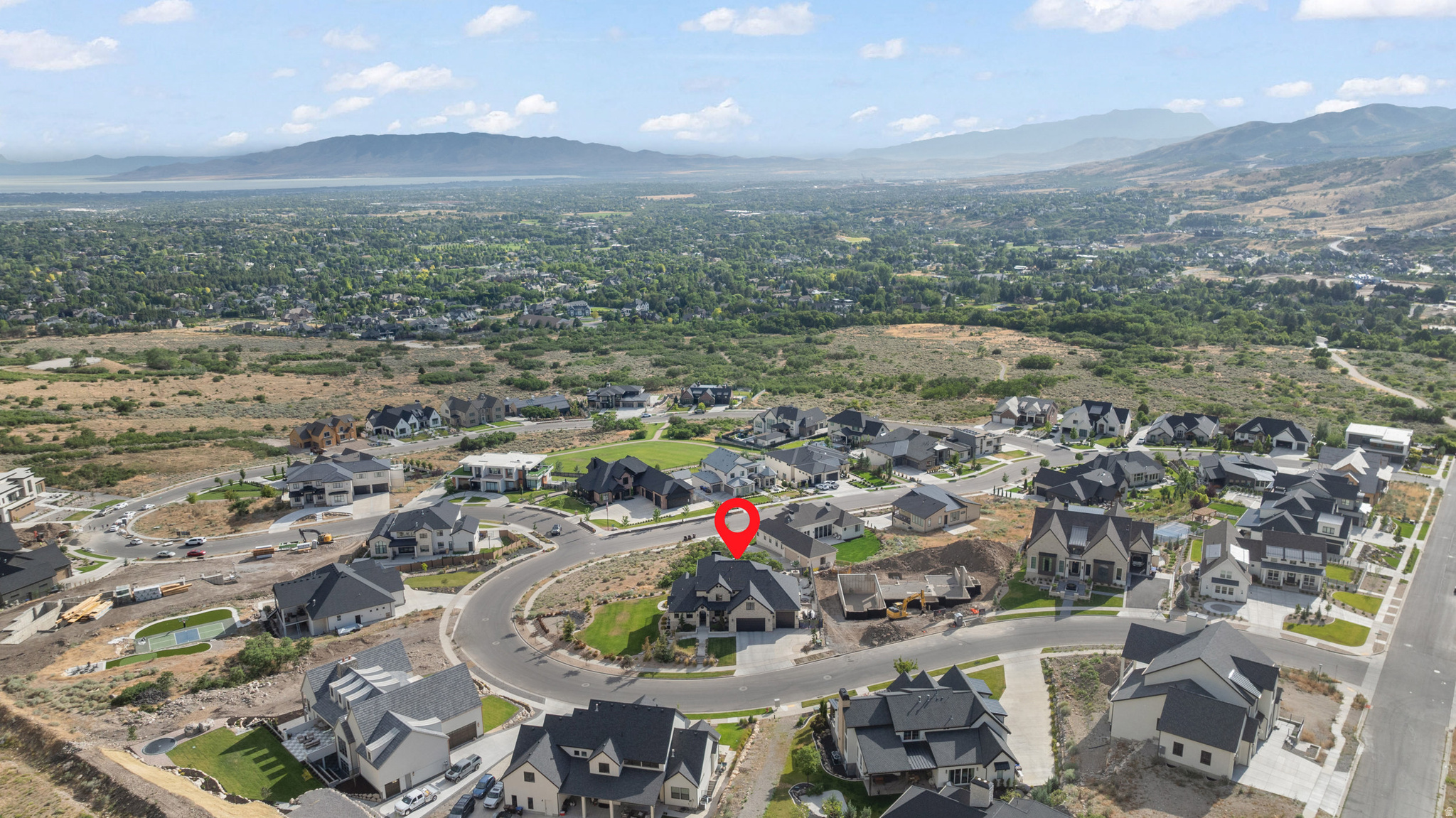 main property photo 10