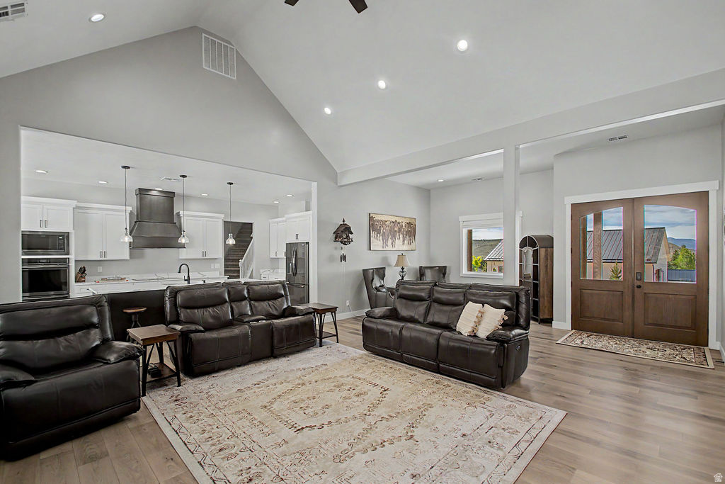 main property photo 20