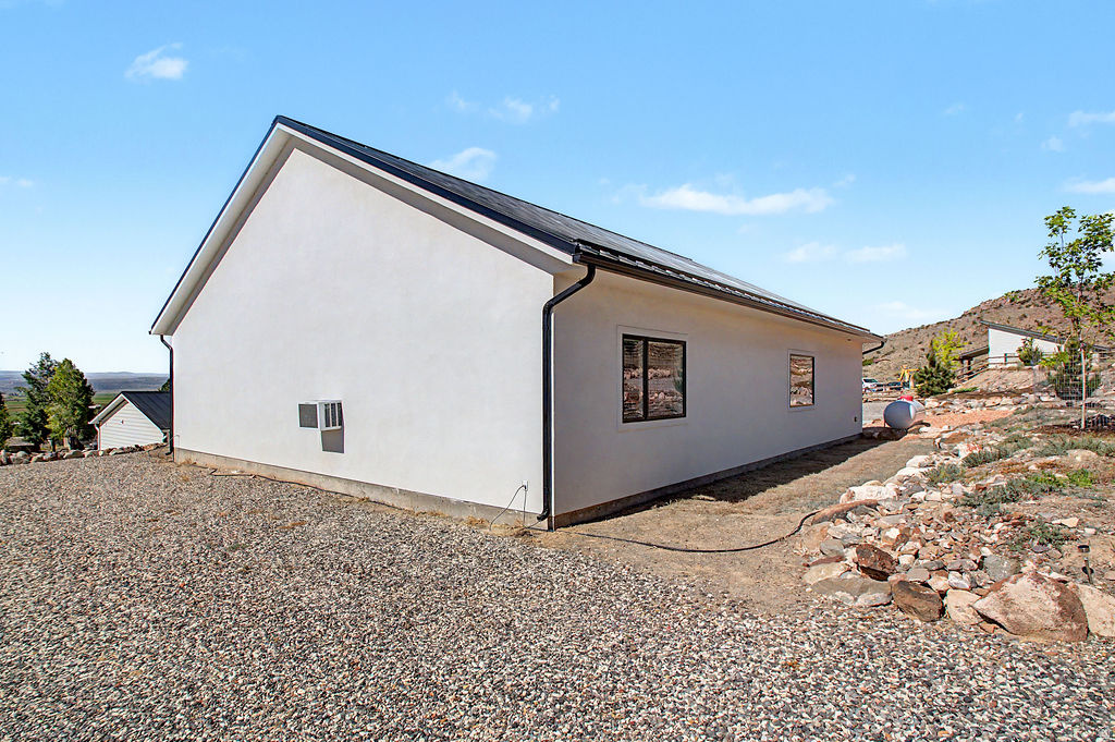 main property photo 80