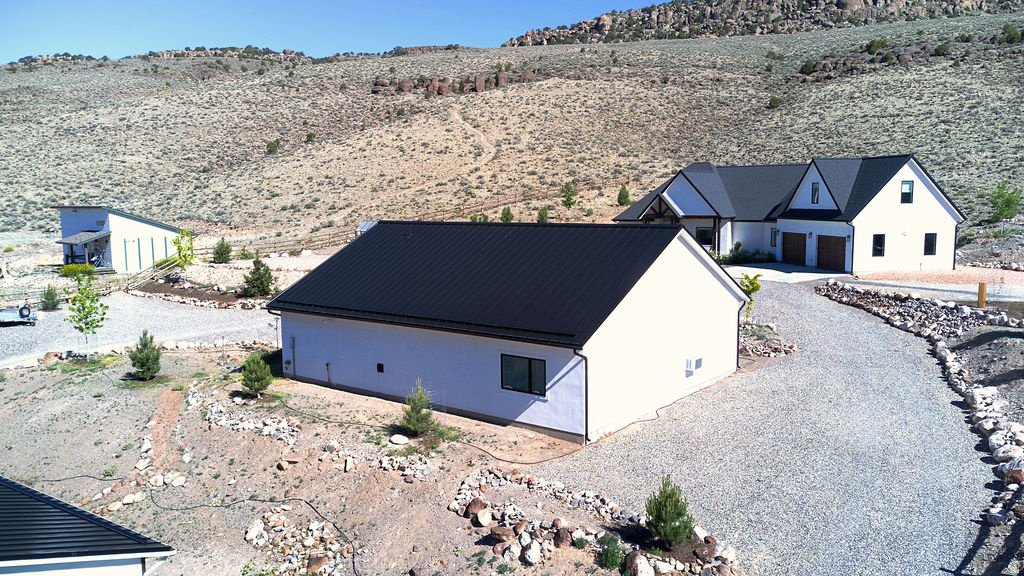 main property photo 81
